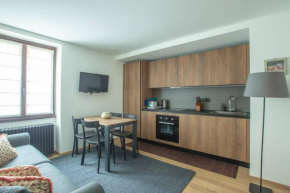 JOIVY Warm Flat for 4, with Parking in Courmayeur
